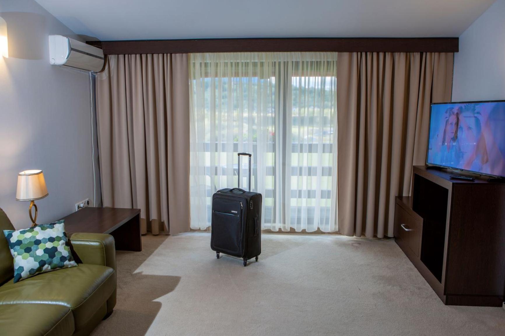 Hotel La Dolce Vita Zarnesti Room photo